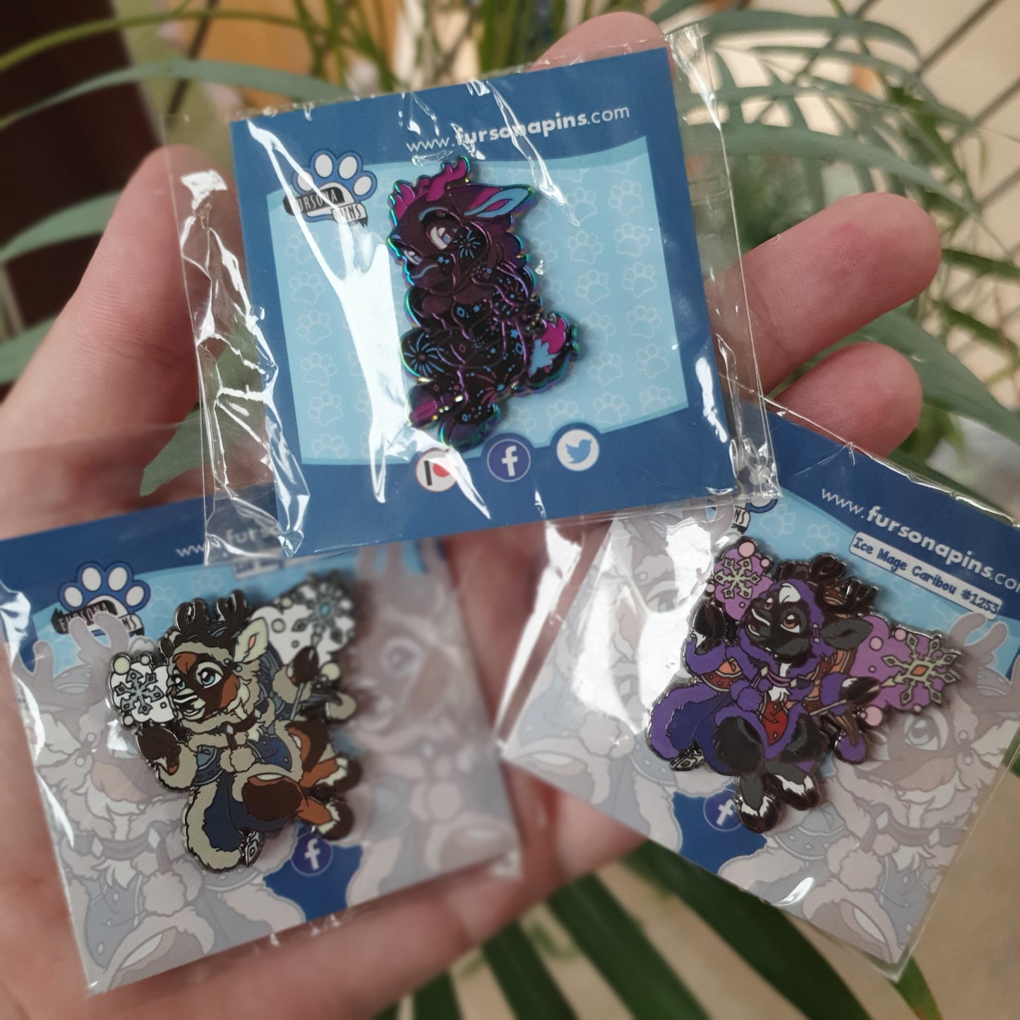 Yard Sale : Assorted Animal Pins