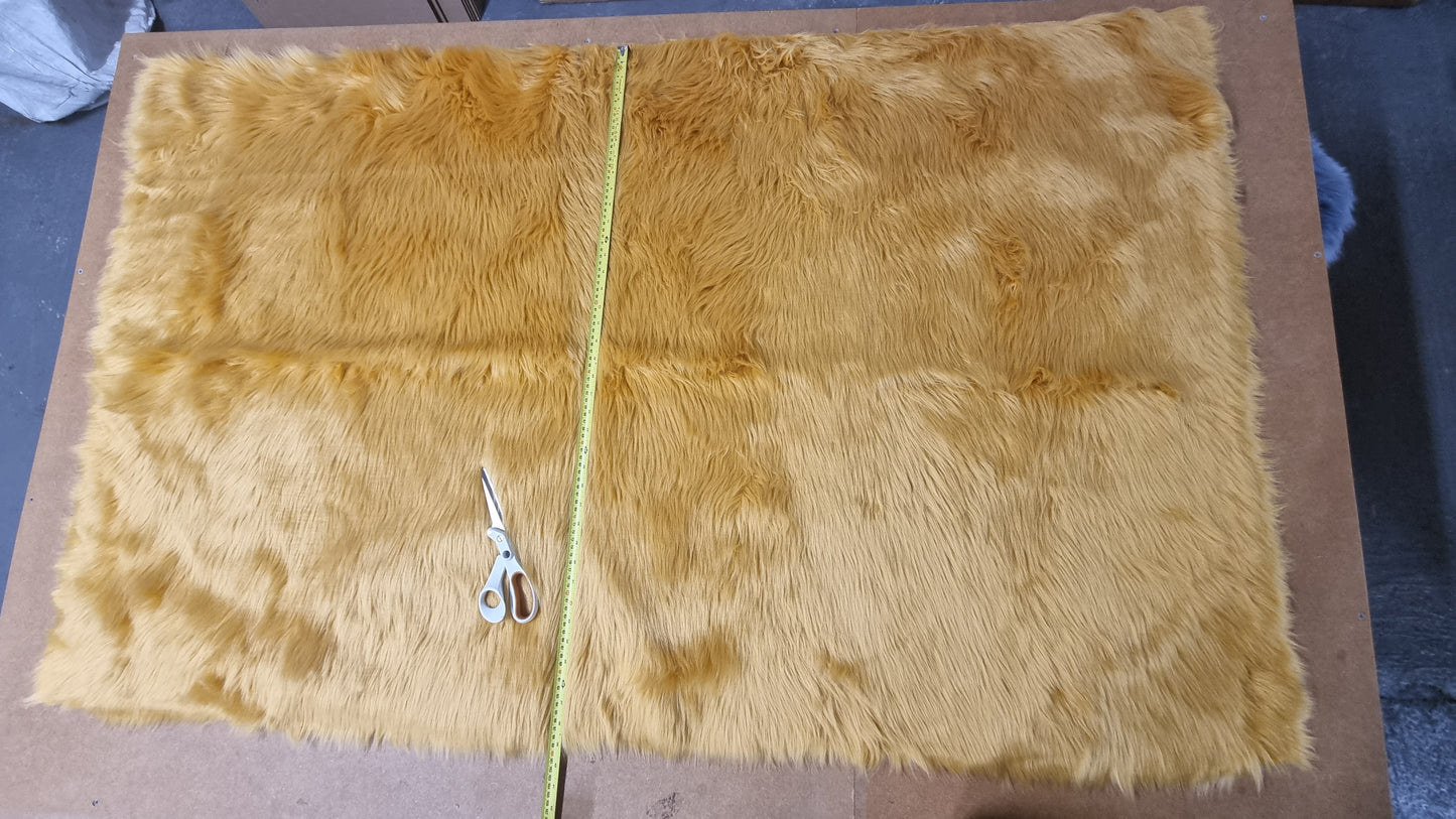 Fabric : EcoShag™ Fur Off-Cuts & Scraps