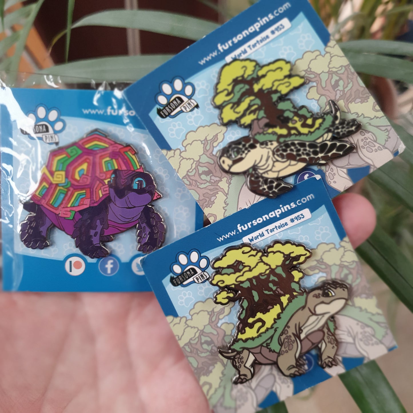 Yard Sale : Reptile & Bird Pins