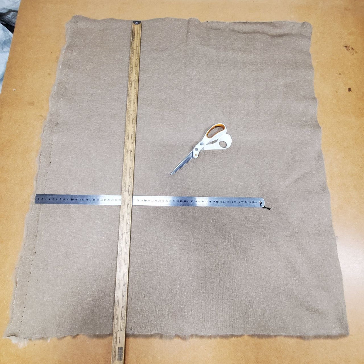 Fabric : Fur Off-Cuts & Scraps