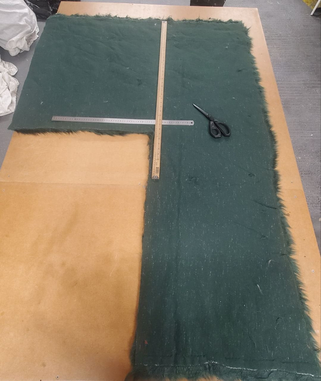 Fabric : Fur Off-Cuts & Scraps