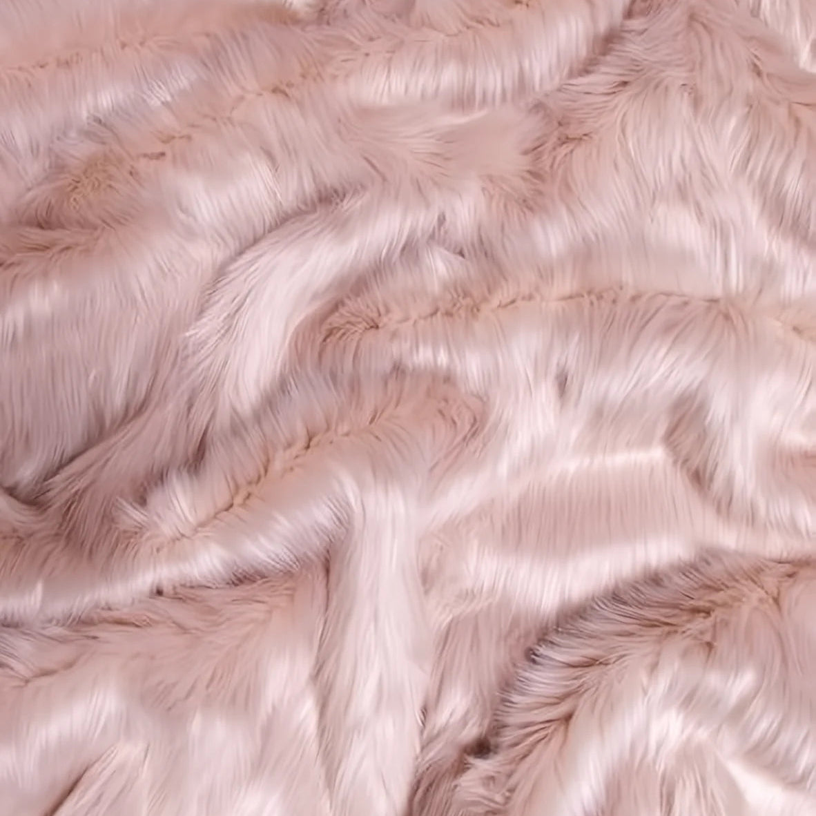 Fabric :  EcoShag™ Fur 1.5-2" Shag
