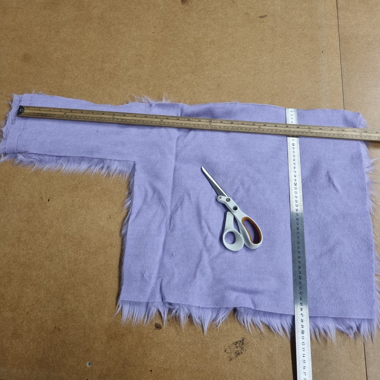 Fabric : Fur Off-Cuts & Scraps