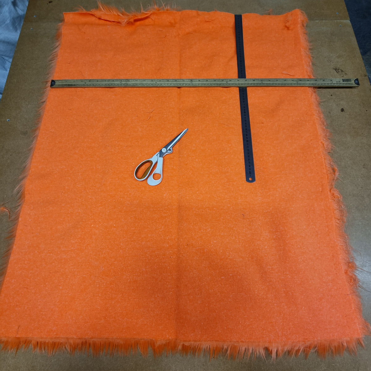 Fabric : Fur Off-Cuts & Scraps