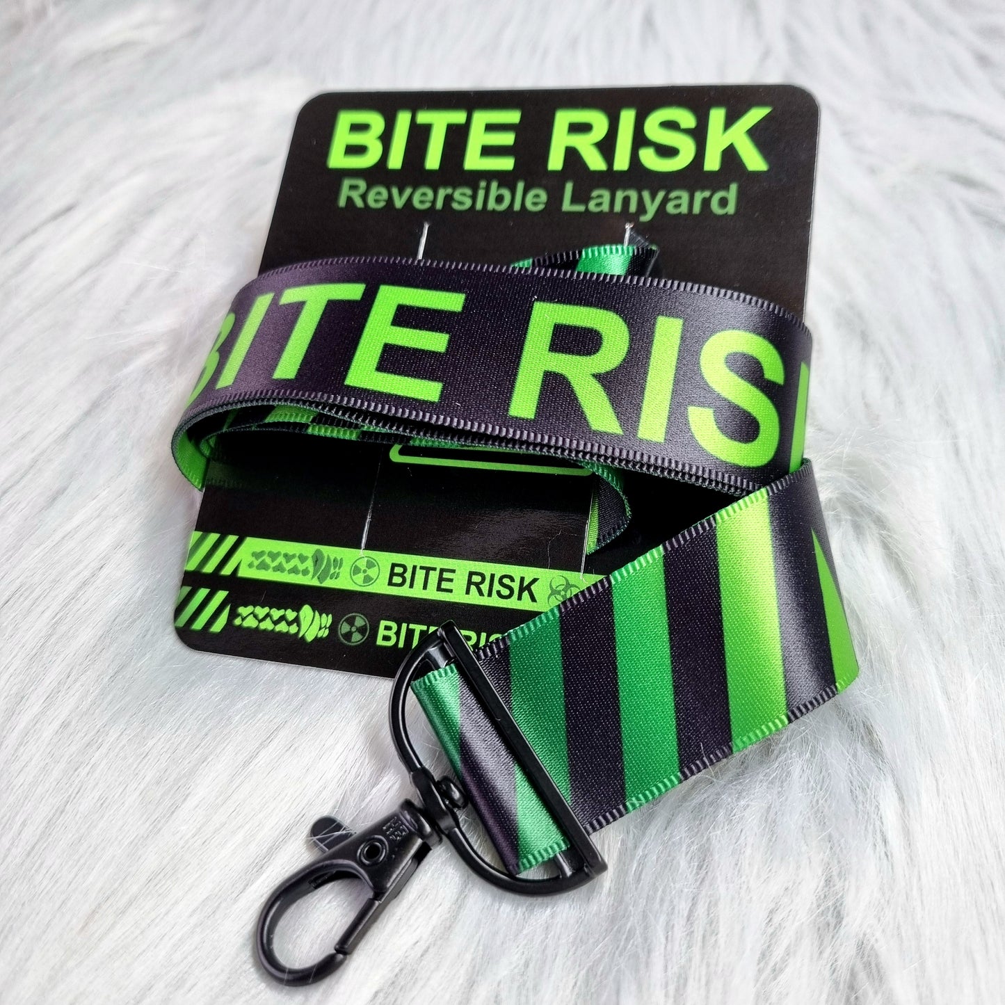 Lanyard : Bite Risk Green