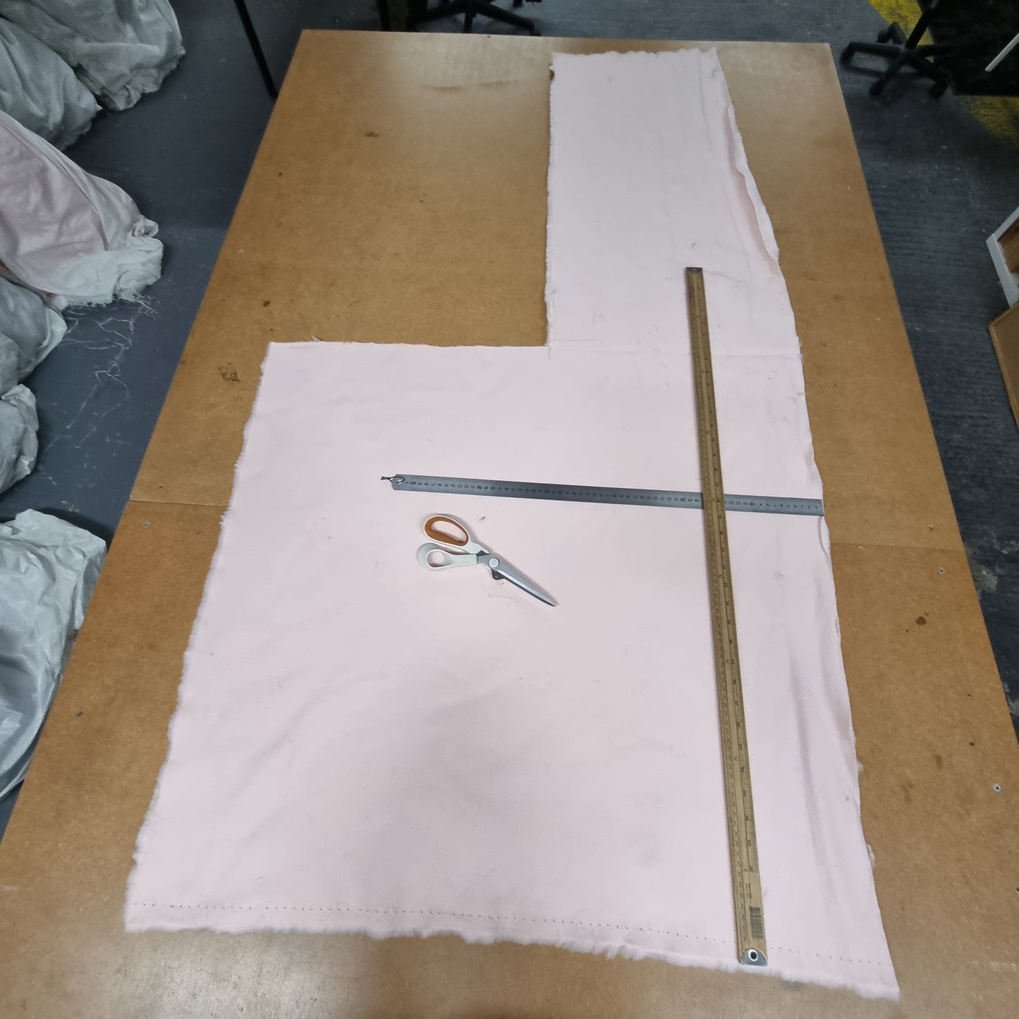 Fabric : Fur Off-Cuts & Scraps
