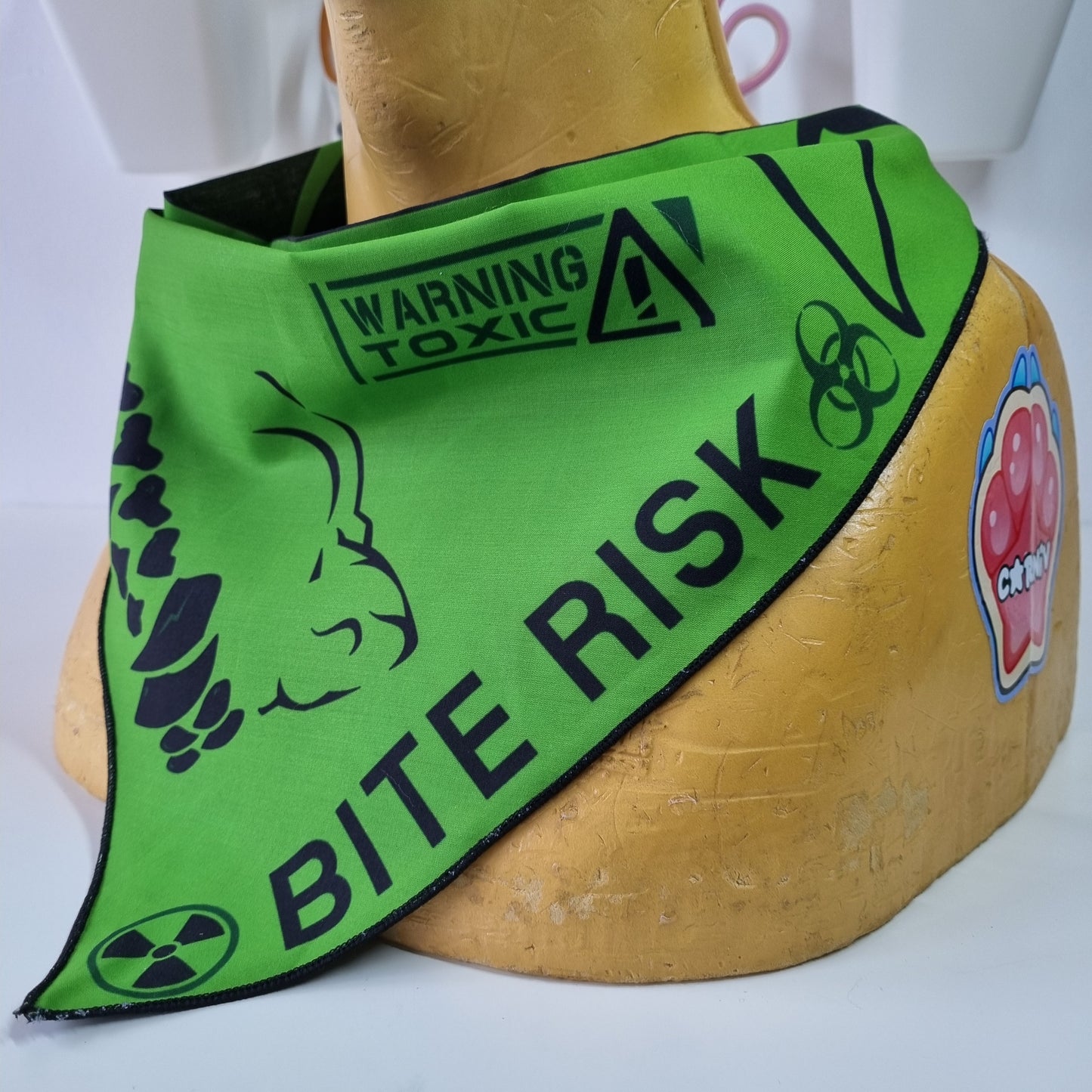 Bandana : Bite Risk Green