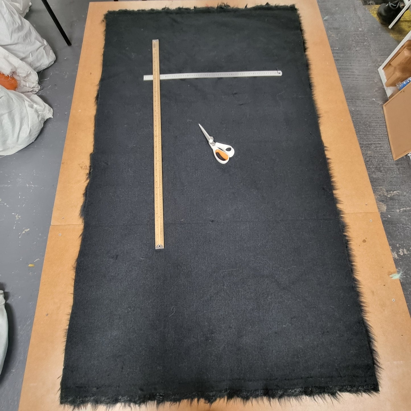 Fabric : Fur Off-Cuts & Scraps