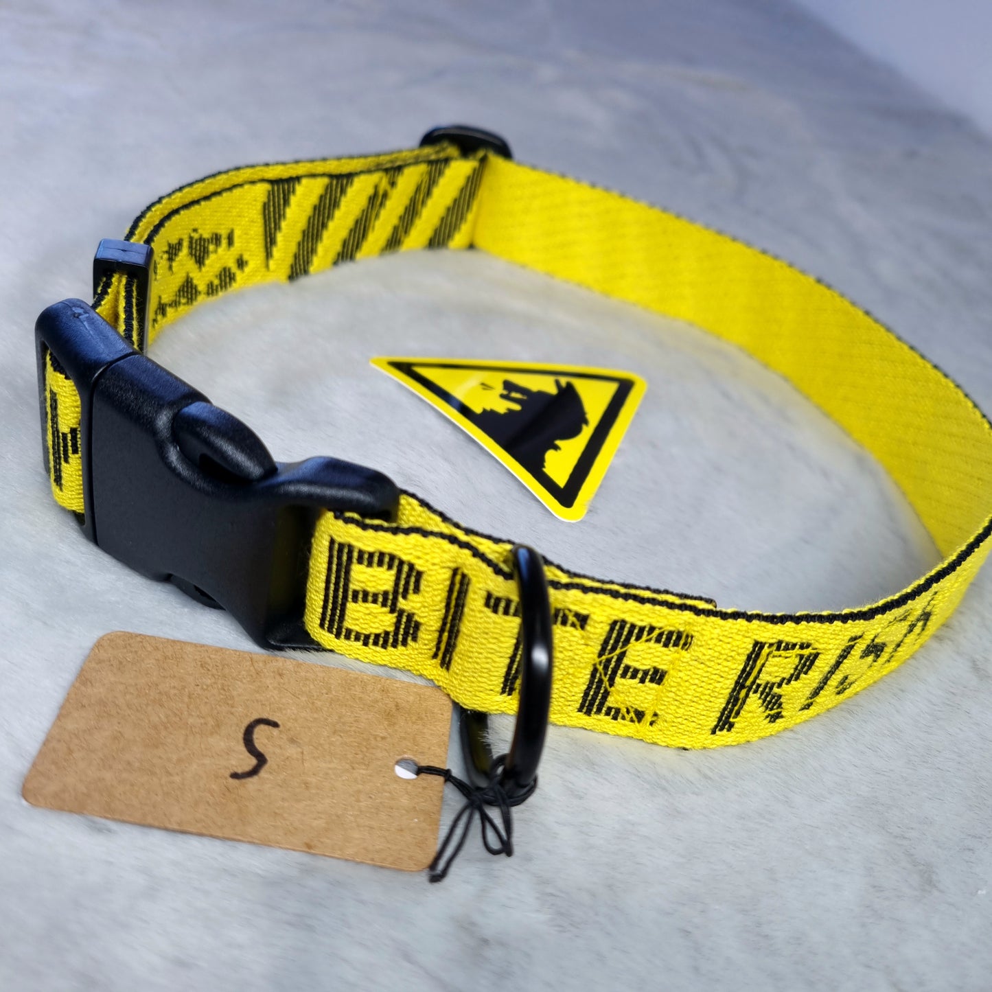 Bite Risk : Collar