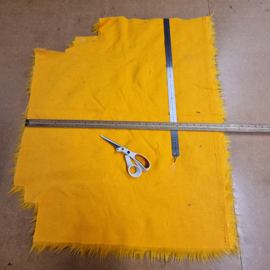 Fabric : Fur Off-Cuts & Scraps