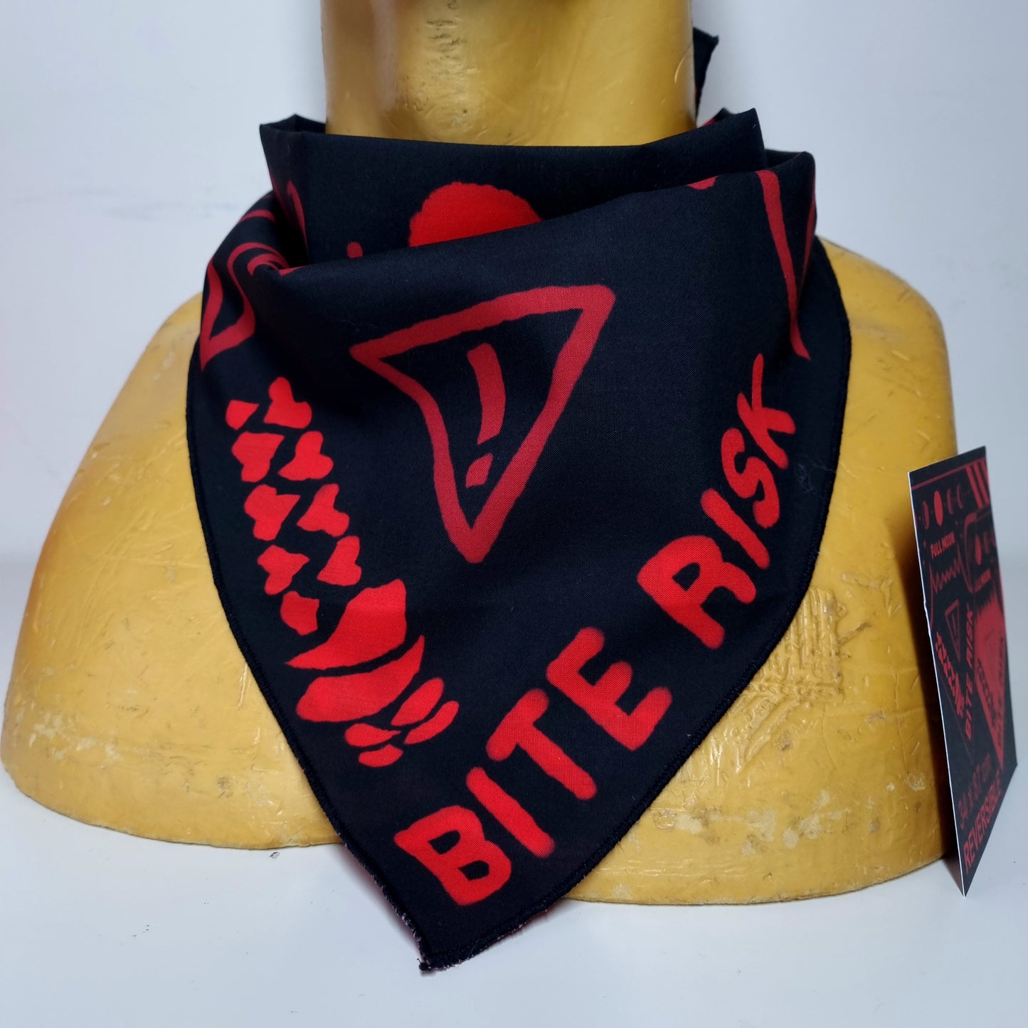 Bandana : Bite Risk Red