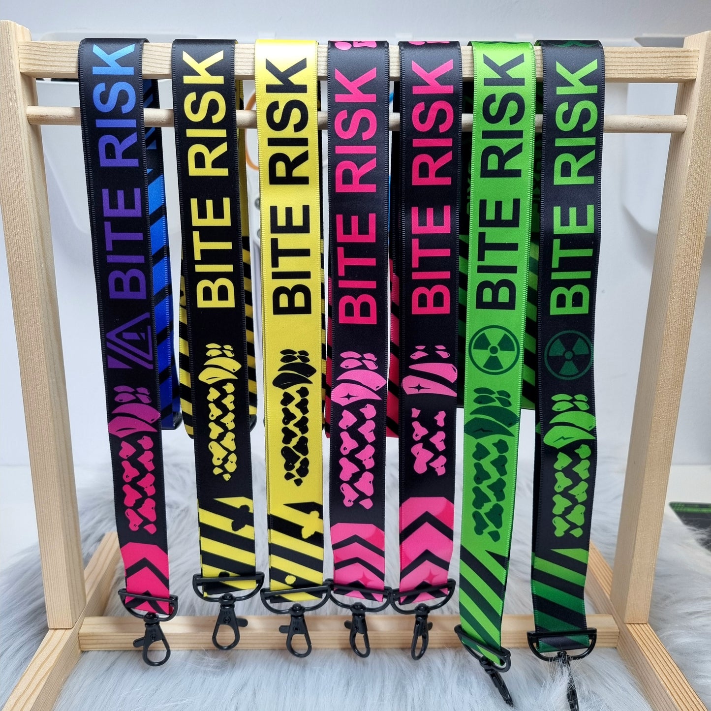 Lanyard : Bite Risk Green