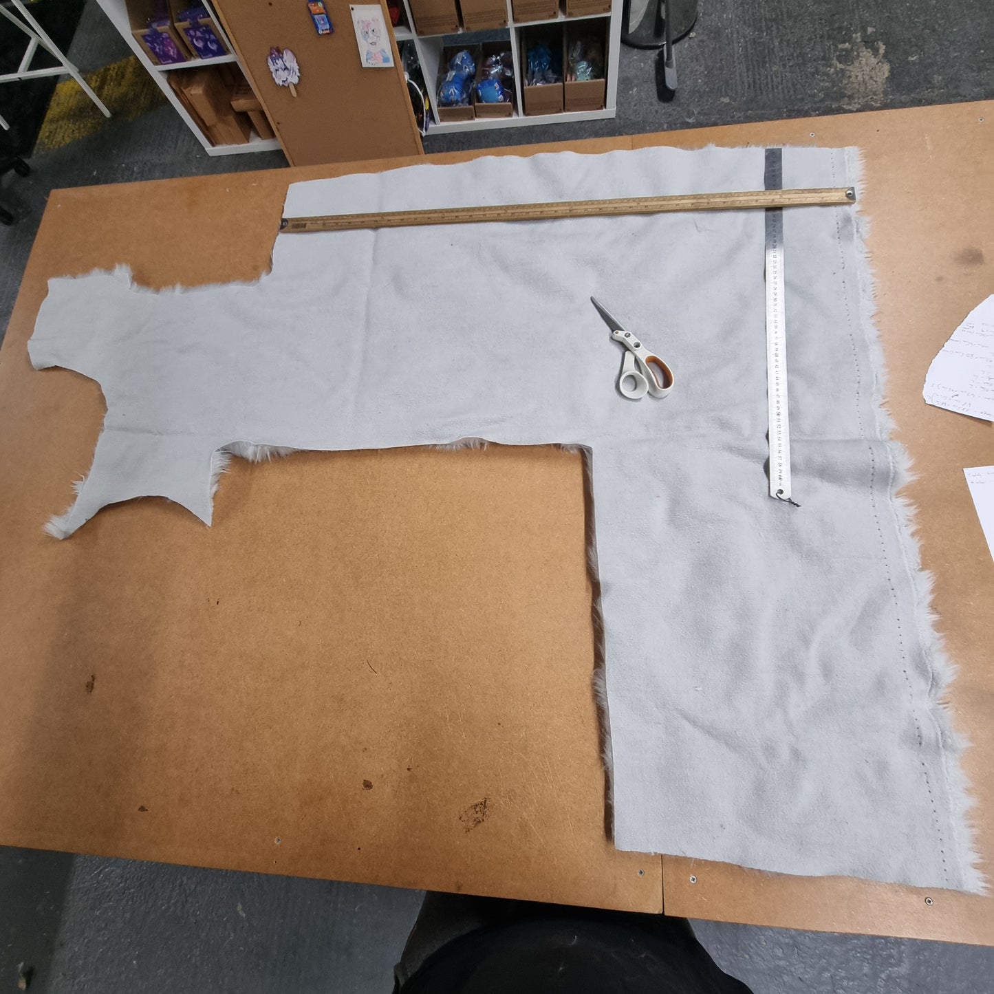 Fabric : Fur Off-Cuts & Scraps